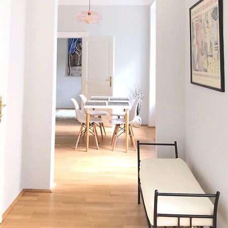 Classic, Modern&Charming! 7Min To Vienna'S Center! Bagian luar foto