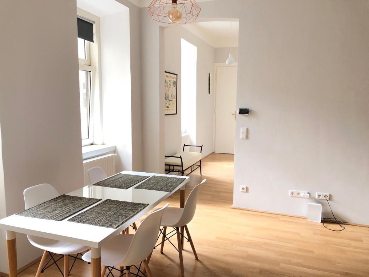 Classic, Modern&Charming! 7Min To Vienna'S Center! Bagian luar foto